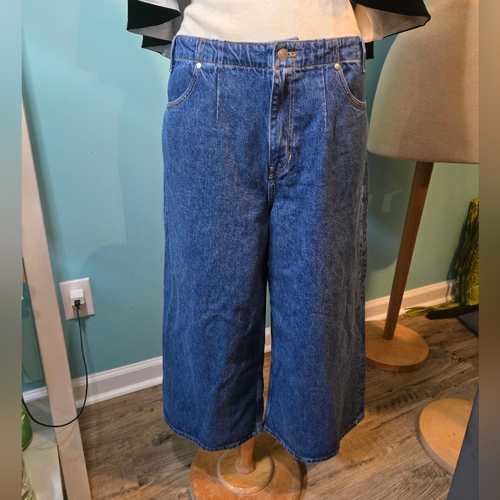 Pilcro Wide-Leg Crop Jeans - Picture 2 of 7